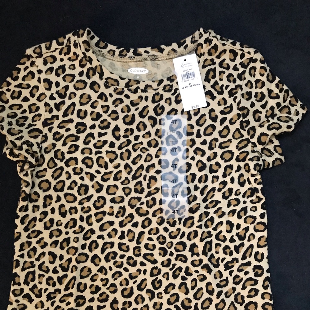 Old Navy leopard shirt NWT